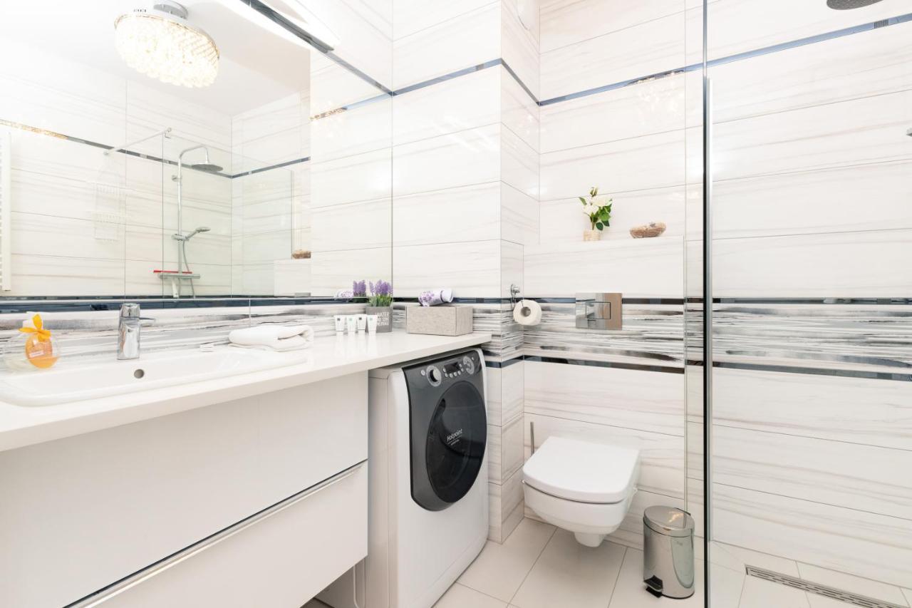 Apartamenty Blisko Starego Miasta - Angielska Grobla By Noclegi Renters Gdańsk Eksteriør bilde