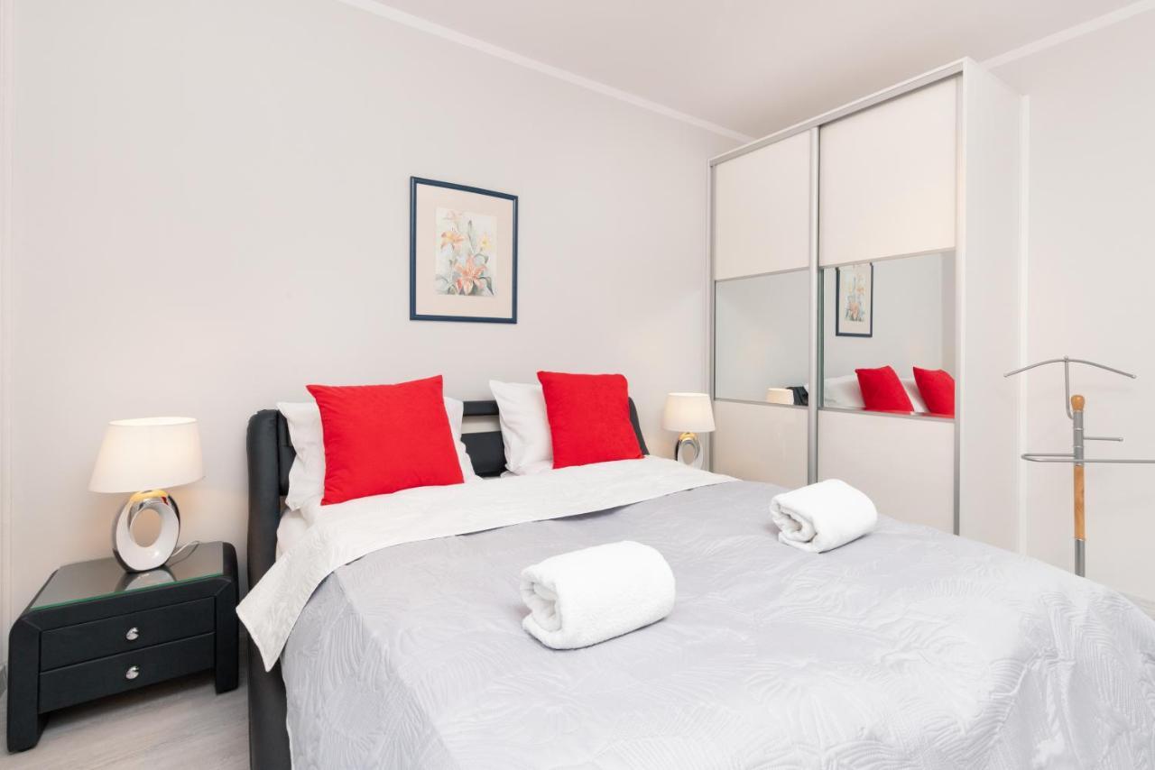 Apartamenty Blisko Starego Miasta - Angielska Grobla By Noclegi Renters Gdańsk Eksteriør bilde